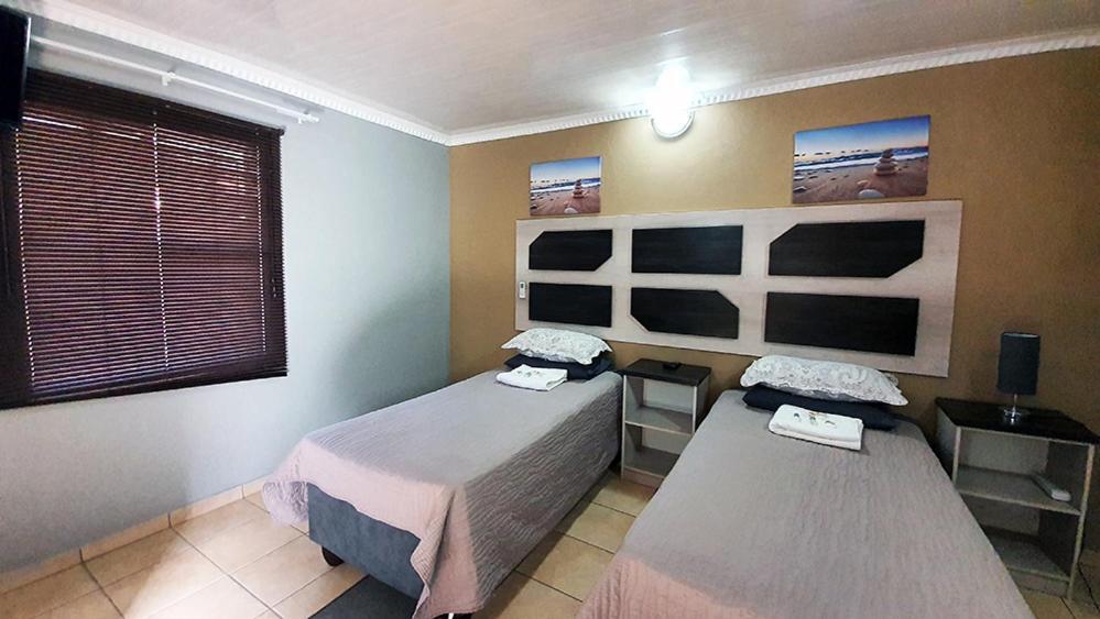 Genesis Self Catering Apartments Bloemfontein Exterior foto