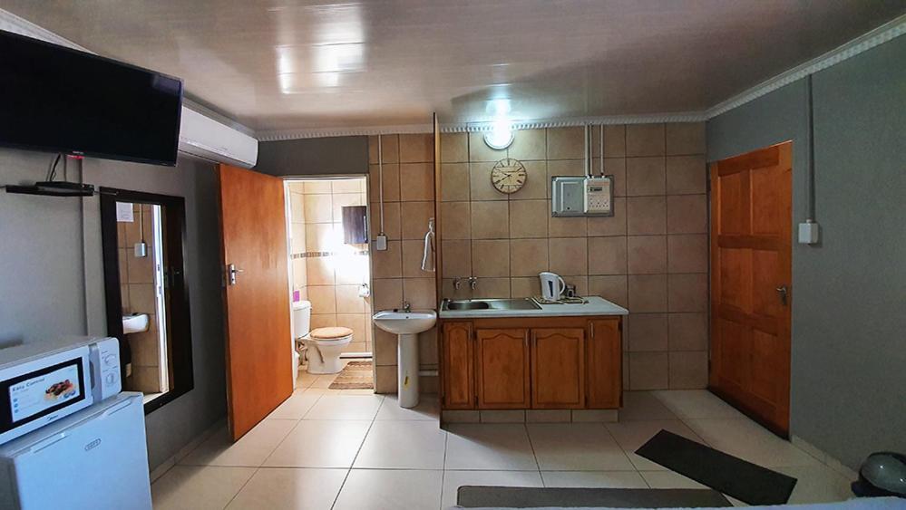 Genesis Self Catering Apartments Bloemfontein Exterior foto